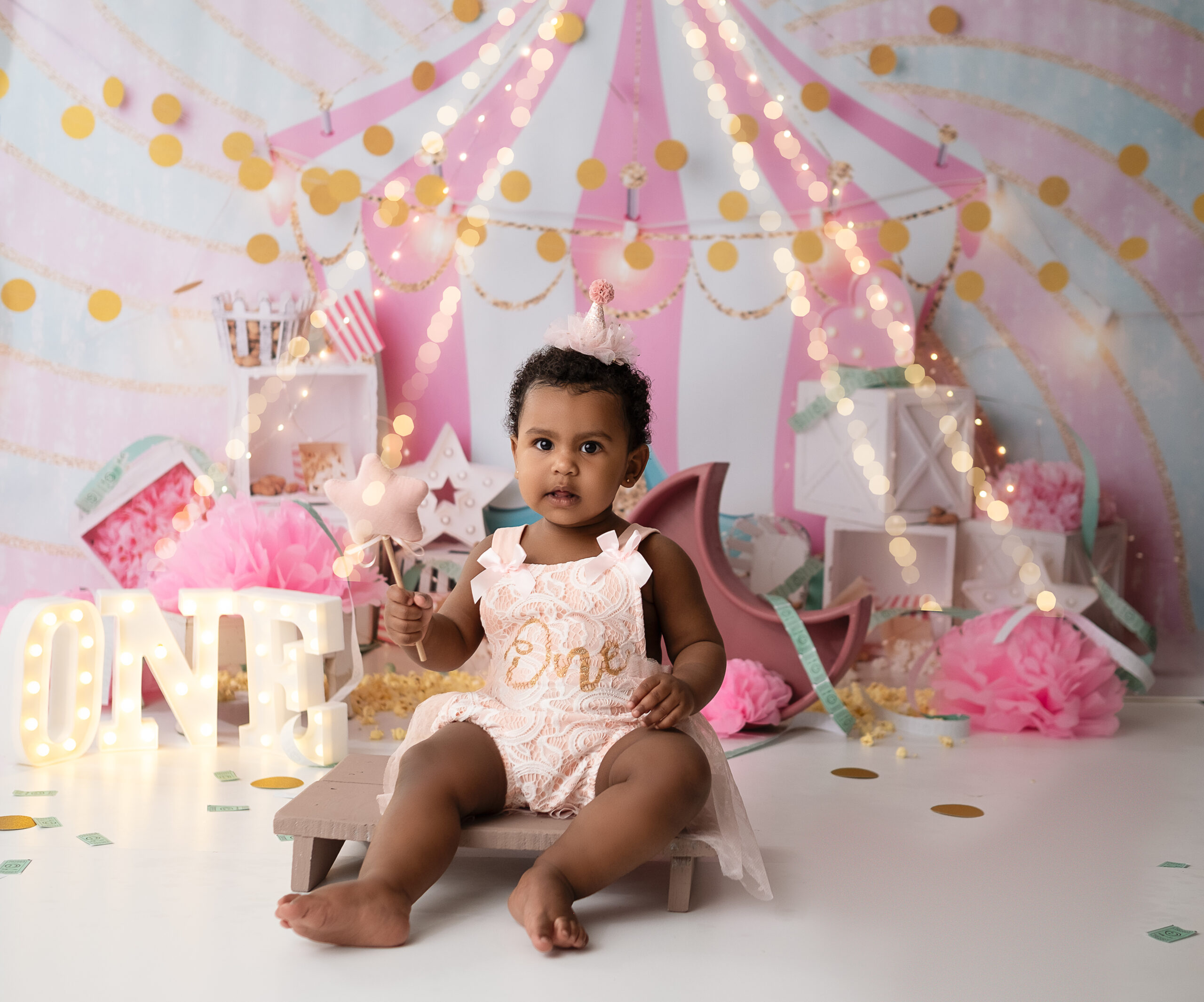 Calgary baby first birthday photoshoot, cake smash session, studio, baby girl